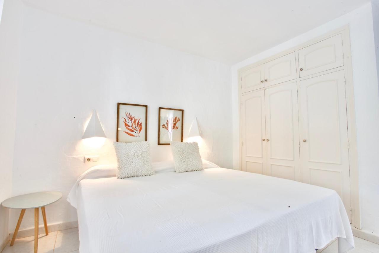 Urbanizacion El Oasis, 20 Villas En 1ª Linea Playa Denia Dış mekan fotoğraf