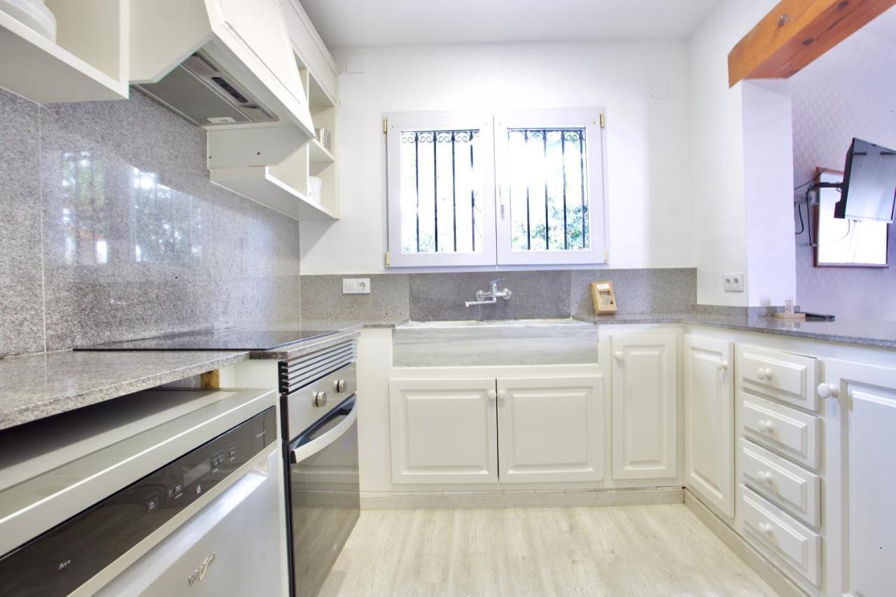 Urbanizacion El Oasis, 20 Villas En 1ª Linea Playa Denia Dış mekan fotoğraf